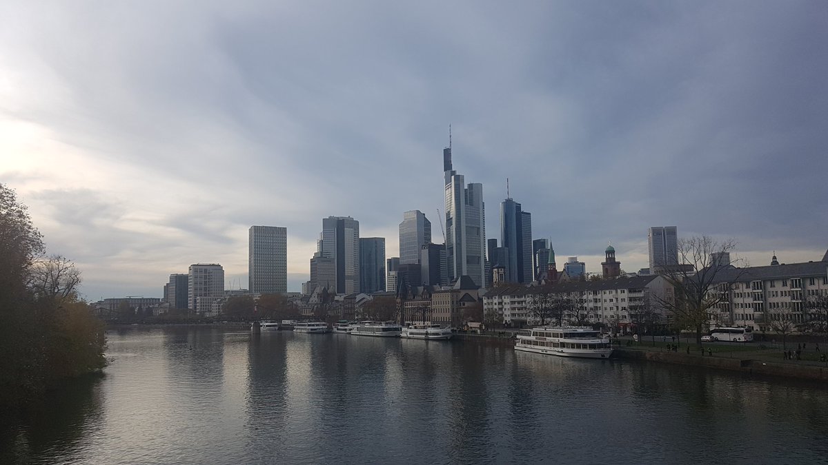 BSH_Bremen's tweet photo. Die Bremer #HSAP ist dieses Wochenende in Frankfurt am Main bei der #Bundesversammling2019. Wir freuen uns über den spannenden #Austausch mit den Delegierten der anderen 24 #HSGn!
#BSHCOMMUNITY #sipol @SiPo_Koeln @BSH_Presse @BSH_Muenchen @ASH_SiPo https://t.co/wOL6auODFt