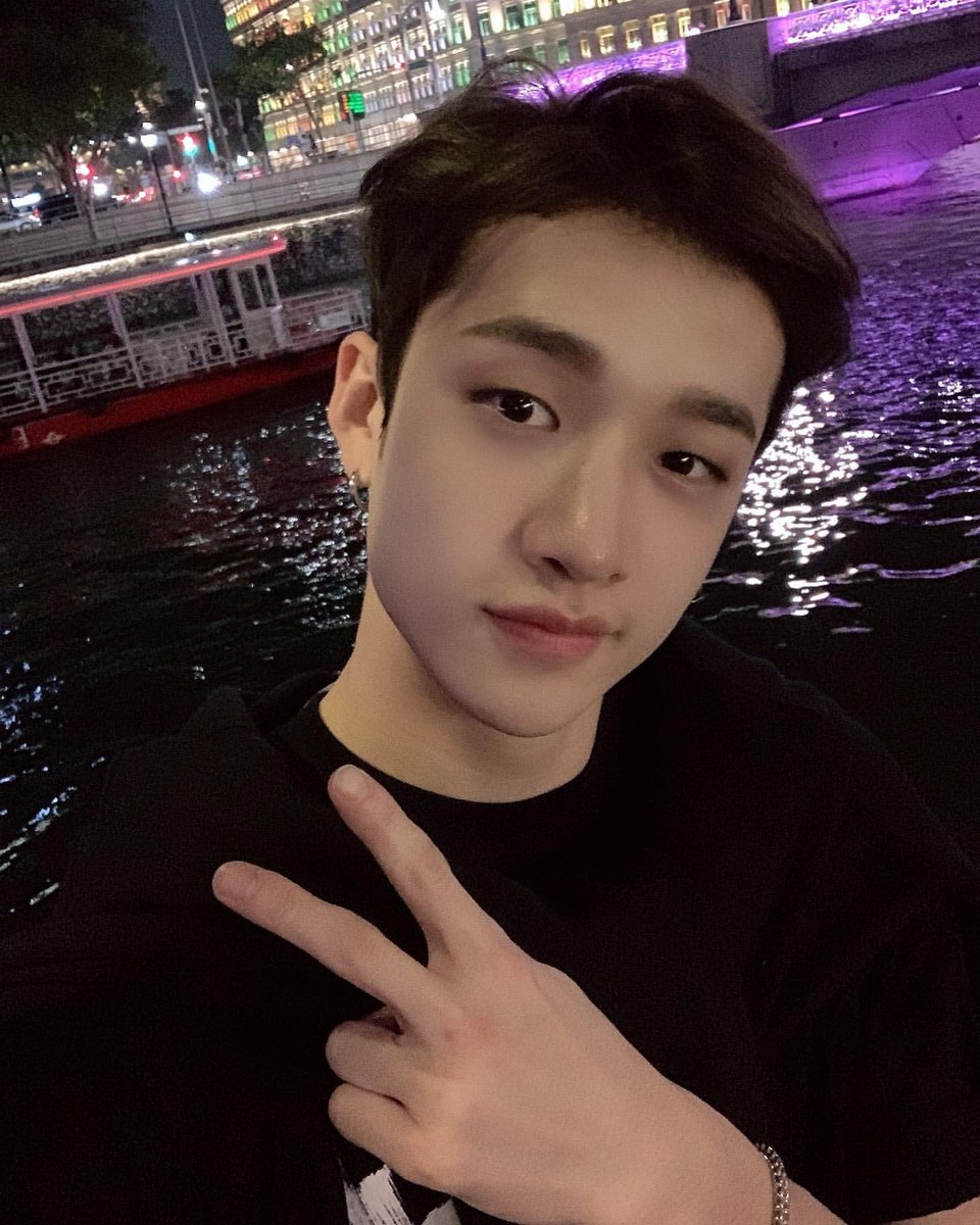 pajirisu's tweet photo. hi hello!!! hope u all had a rly fun day today and enjoyed the concert if u went or watched any of the streams<333 https://t.co/YkNXciTrwO