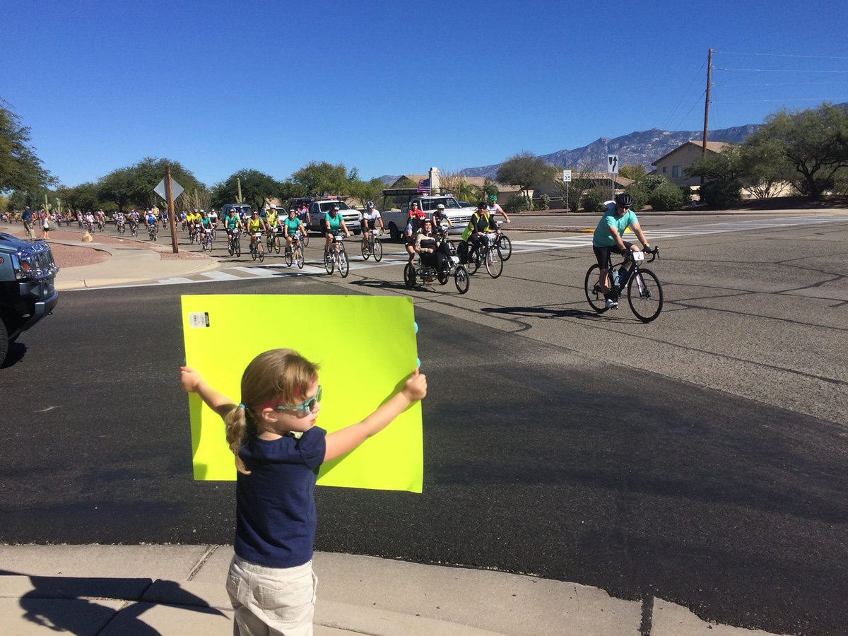 niclr2000's tweet photo. @GabbyGiffords @ShuttleCDRKelly Happy El Tour de Tucson! Each year, you inspire! Have a safe ride! #4YearsAgo https://t.co/xJGeWVNhSP