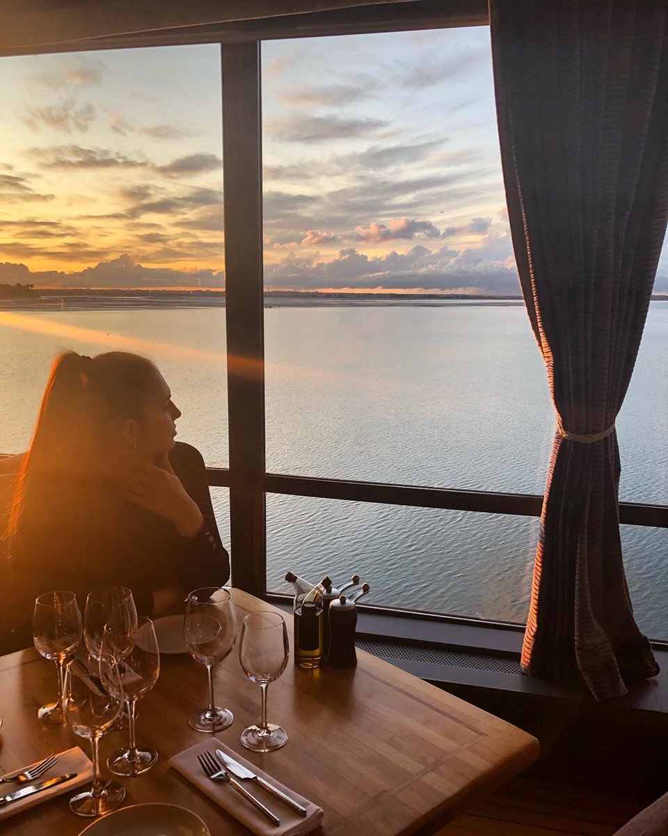 We always feel so lucky to have such spectacular views on our doorstep, no matter what the weather, Howth is amazing. 

Thank you for this stunning shot, vladagavdiuc via Instagram