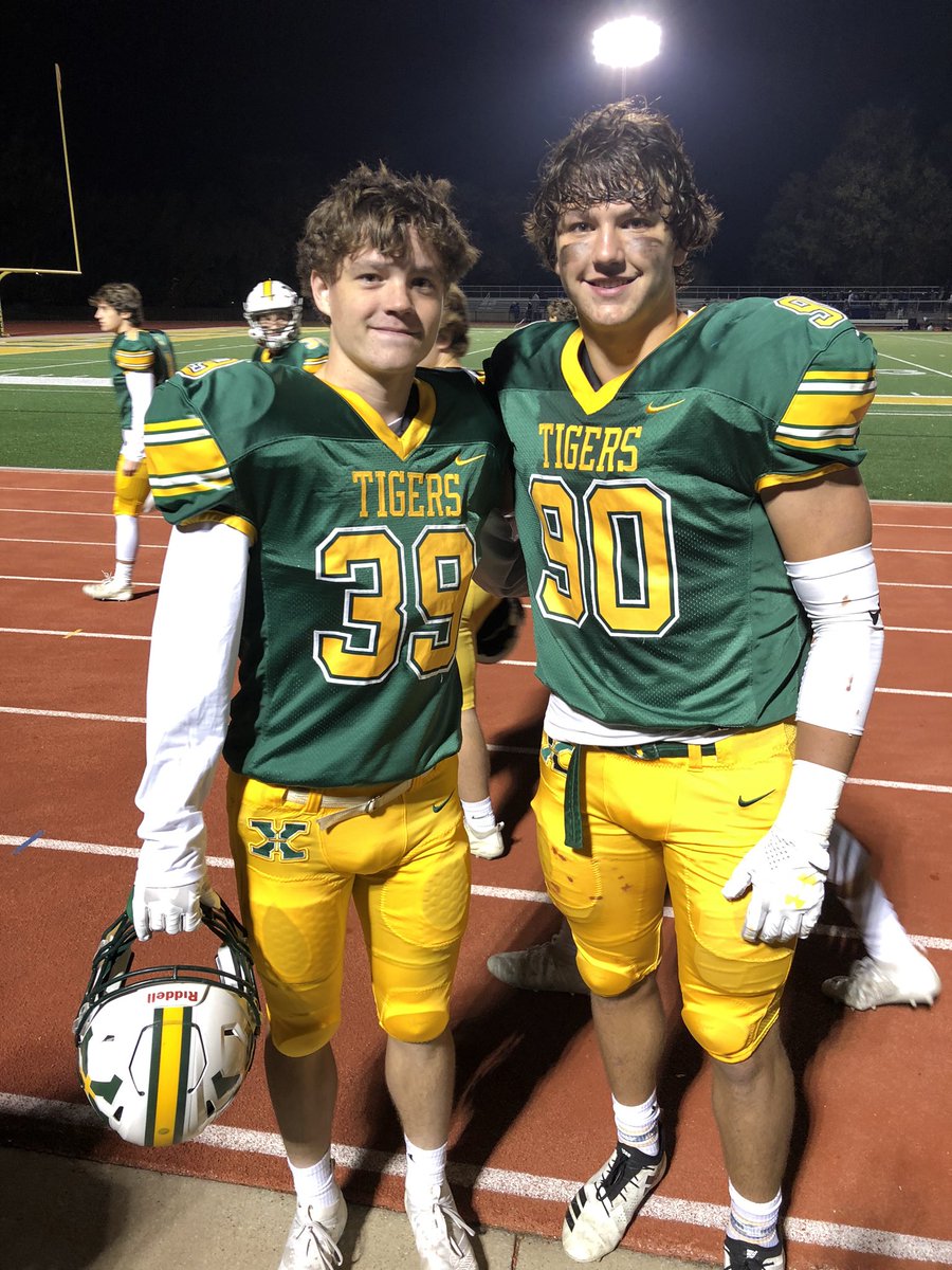 KB010's tweet image. What a great year cheering on my boys!  So much fun.  Thanks to the ST.X coaching staff.  And thank you to the greatest school.