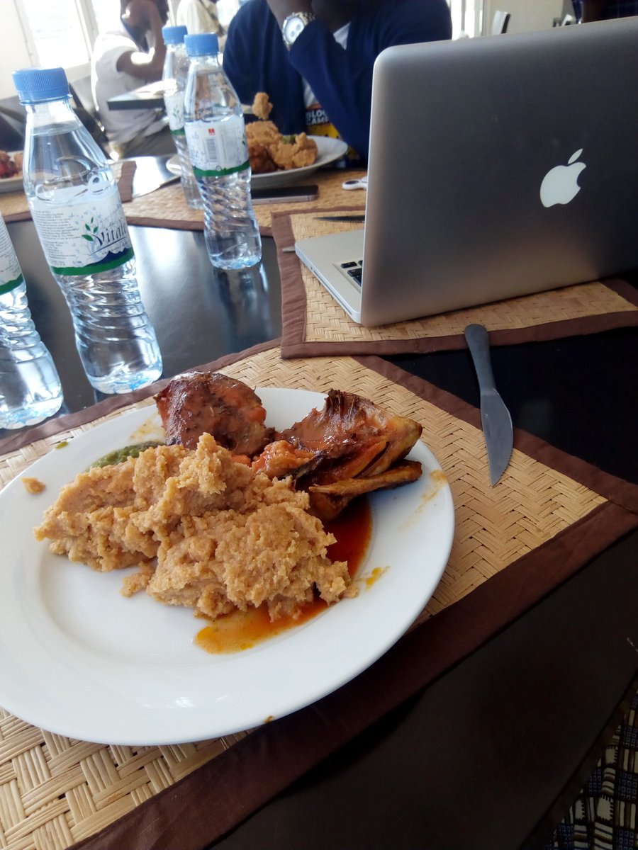 Apush_Bruh's tweet image. DJINKOUMÉ FROM DEFALE 🍽🍴
#BlogCamp228 
#BlogCamp
#FADEF
#Defale