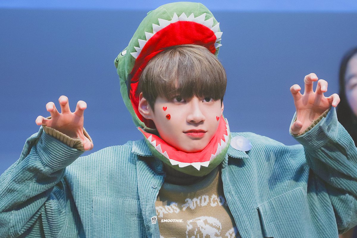 Smoothie_68's tweet photo. 191123 I Like That 팬싸인회

오늘 하루도 진혁이가 귀여워서 행복했다💕👍

#이진혁 #LEEJINHYUK #SOL #I_Like_That #진혁 #세계를_스무디처럼_만드는_지녁이 https://t.co/8n0ew7Uk71