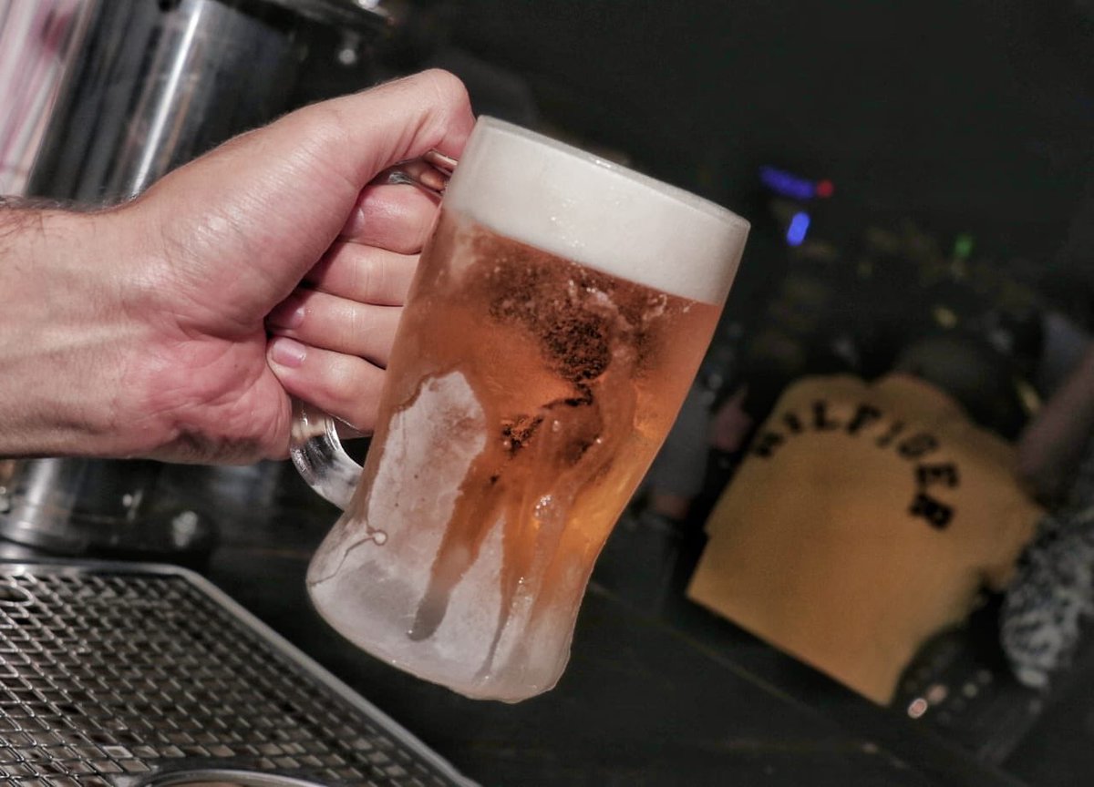 elfabriqueropy_'s tweet photo. Hola 👋🏽
Ja’u hoy 🍻
Chau 🖐🏼
#ElFabriqueroPy https://t.co/CMYvlaO5k8
