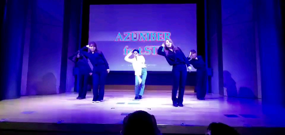aduchan_'s tweet photo. AZUMBER feat.STBで #TGDP に出演させていただきました！
お忙しい美しヨジャ達にご協力いただき、踊らせていただきました！！
身近な方々が割と前の方にいるのにステージ立った瞬間気付いたので、ニヤけないよう見ないようにしました☜
温かく見守って下さりありがとうございました🙇 https://t.co/J2eXIcm36t