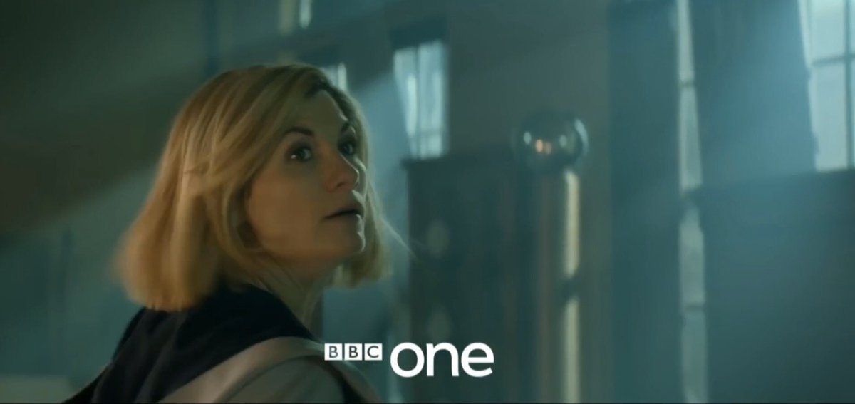 Next two shots are very quick. One showing Jodie turning around and the other showing a new alien ! I’ve seen rumours that this could be queen skithra played by Mohindra
