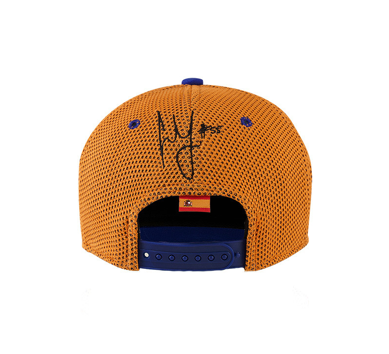 BanderaAzul_'s tweet photo. 🧢 | ¿Quieres ganar la gorra oficial de Carlos Sainz firmada?
REQUISITOS:
✅ Síguenos 👉@BanderaAzul_
🔁 RT a esta publicación
🌎 Hacemos envíos a todo el mundo.

🎲 El sorteo se realizará EN DIRECTO en la transmisión de Bandera Azul GP del #AbuDhabiGP (domingo 1).
¡Suerte! 🍀 https://t.co/MAosYzmPt2