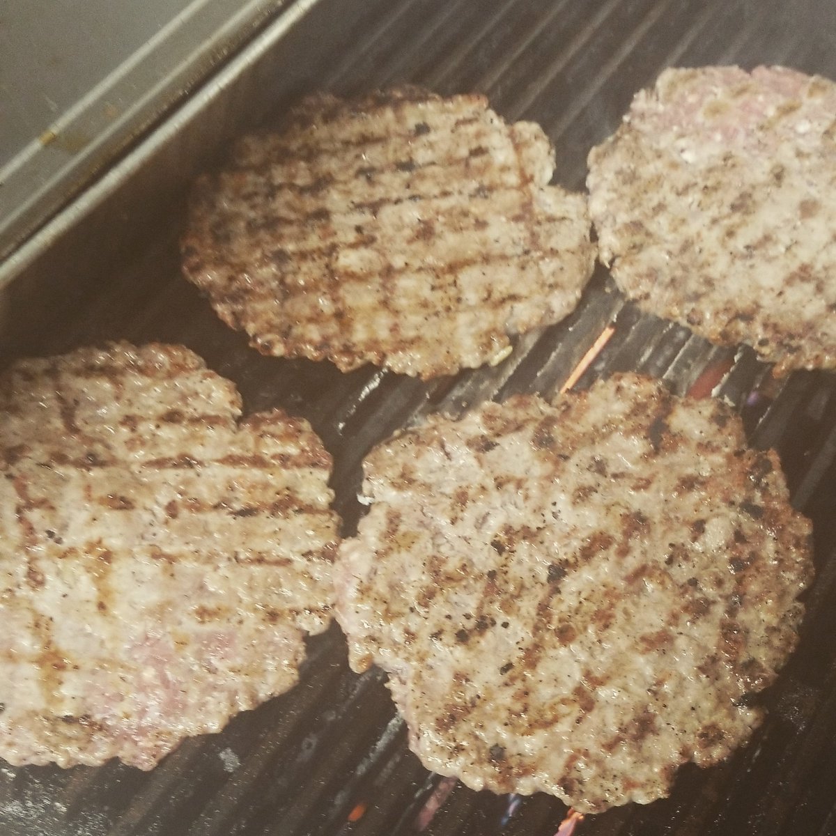 balkaniktaste's tweet photo. Find us today at @TrueRespite in Rockville. Window open 4pm-8pm.
#balkanfood #balkanfoodtruck #pljeskavica #kyufte #lyutenitsa #balkancuisine #bulgariancuisine🇧🇬 #sarma #sarmi #lepinja #kebapche #mocofoostrucks #mdbrewery #localbeer https://t.co/JRNr8FDBOZ