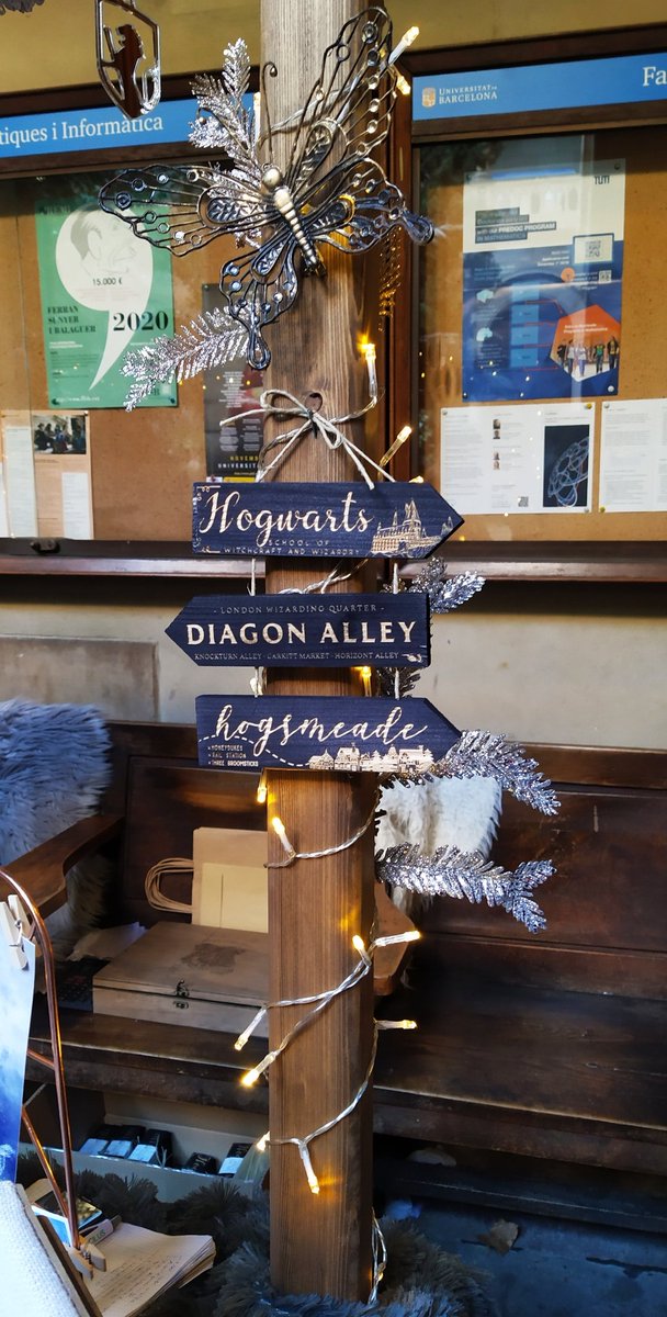 maria_x9's tweet photo. #pottercon #bcnwitchmarket https://t.co/NhE9DvlL6k