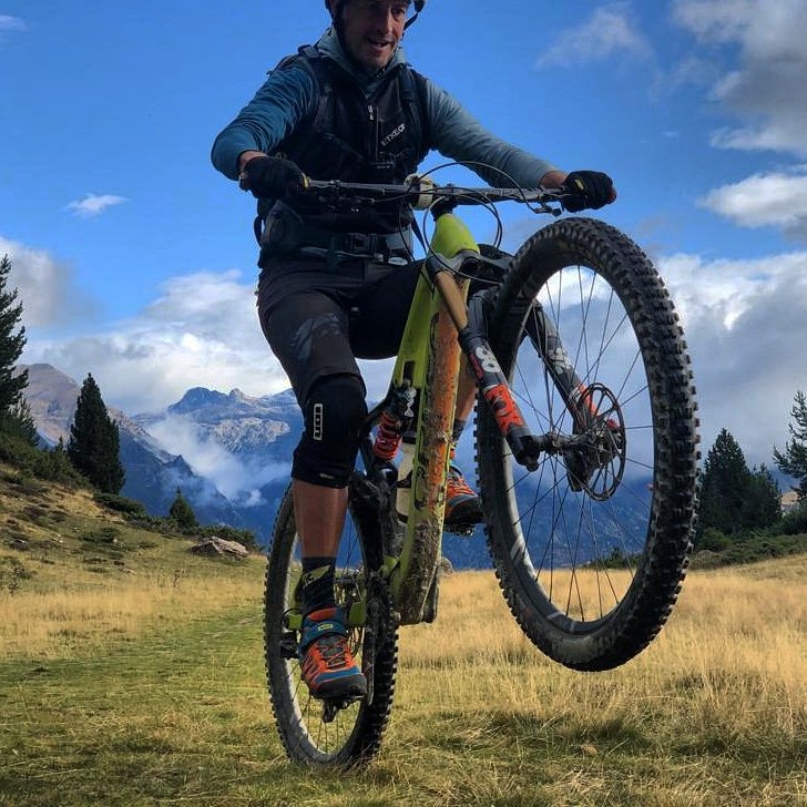 borjavaldes's tweet photo. Do you know about our #basquemtb amazing trips at #Pyrenees? Don't miss this complete review about them!
Thanks @BKXC and McTrail rider for the media.
https://t.co/lkMMkXblhp https://t.co/lyiNGWvBO4