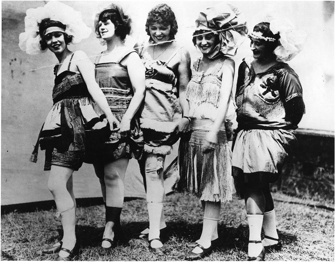 1930е мода в сша. женщина 20 лет. америка в 1920е молодежь. город чикаго 1930. америка в 20-е годы.