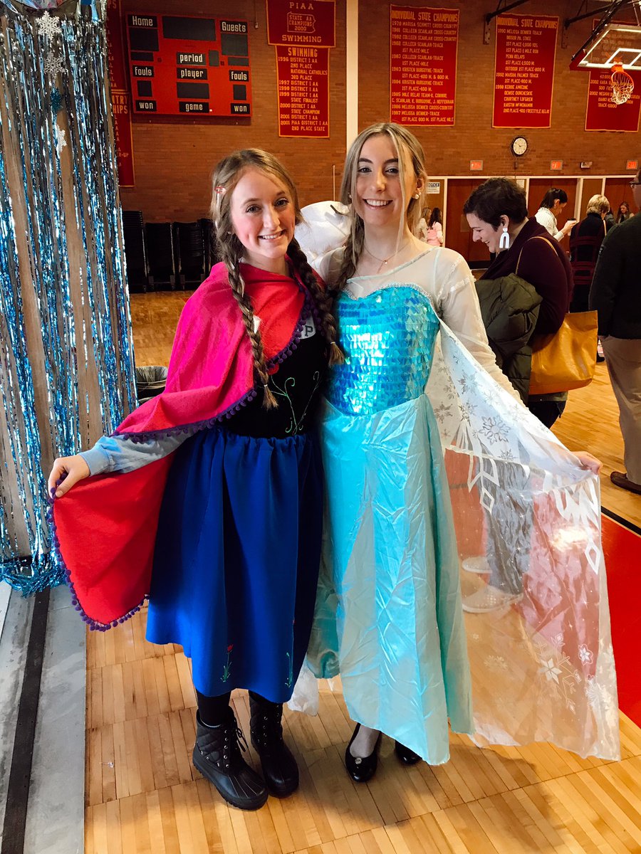 GMAHighSchool's tweet image. This morning Gwynedd’s Mercy Effect hosted the Bibbiti Bobbidi Breakfast! The kids enjoyed a fun filled breakfast with the princesses, arts and crafts, and even a princess hair salon! Did you have a prince or princess in attendance? Tag Gwynedd in your photos! #mercyeffect