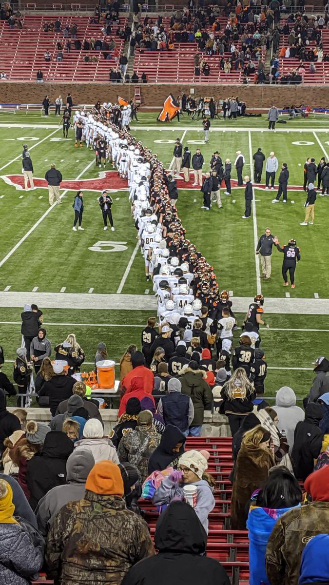 RoysecityB's tweet photo. Heartbreaking loss last night, but nonetheless the fight these boys put up all season to make history was so much fun to watch! The school and surrounding community could not be more proud of you guys. Playoffs...we’ll be back🖤 https://t.co/cjPEpSbUkU