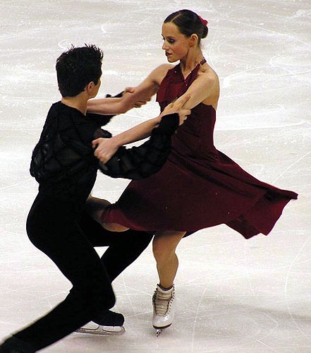 Тесса Виртью - Скотт Моир / Tessa VIRTUE - Scott MOIR CAN - Страница 30 EKF-RqOWwAY6-Hn?format=jpg&name=small