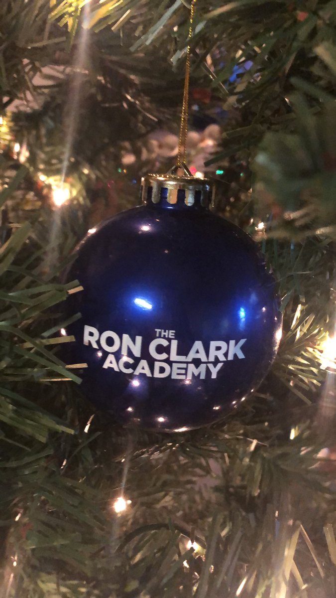 Rigginsbraves's tweet photo. I love looking back at this every year and I’m so grateful to @communityisd for the life changing learning I was able to experience #NESProud #CISDmakeitfun https://t.co/pDhWDo129X