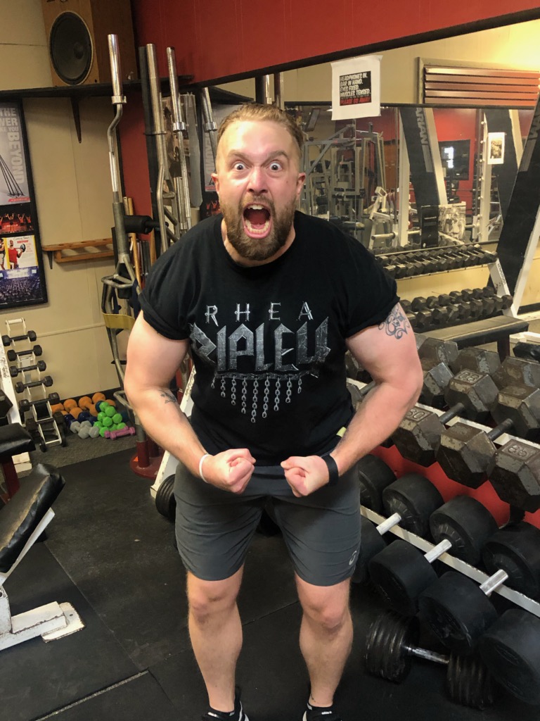 goldentony1's tweet photo. Reppin @RheaRipley_WWE 
#thisisMYbrutality #samehaircut https://t.co/6HjDUEuoF0