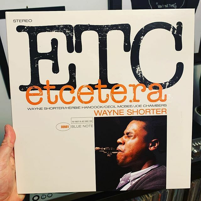 needlegroove1's tweet photo. Upgraded my copy of this gem to the recent Tone Poet reissue. They don’t disappoint. Beautiful recording. #wayneshorter #herbiehancock #cecilmcbee #joechambers #indiansong #tonepoet #bluenoterecords #bluenotetonepoet #nowspinning #ontheturntable #instaja… https://t.co/vG07UI4trV https://t.co/yBxhZQBJ4F