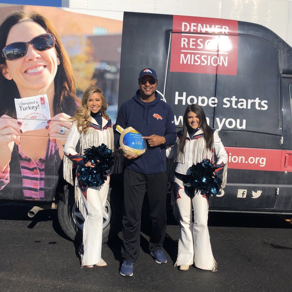 BroncosCheer's tweet photo. Gobble, gobble, #BroncosCountry -- @DBC_Gabriela and @DBC_Jozie had a blast collecting turkeys today with the @denverrescue Mission!
โฃ
#DBC2019 | #TurkeyDrive | #GetGobbled https://t.co/tLbwDhnbxj