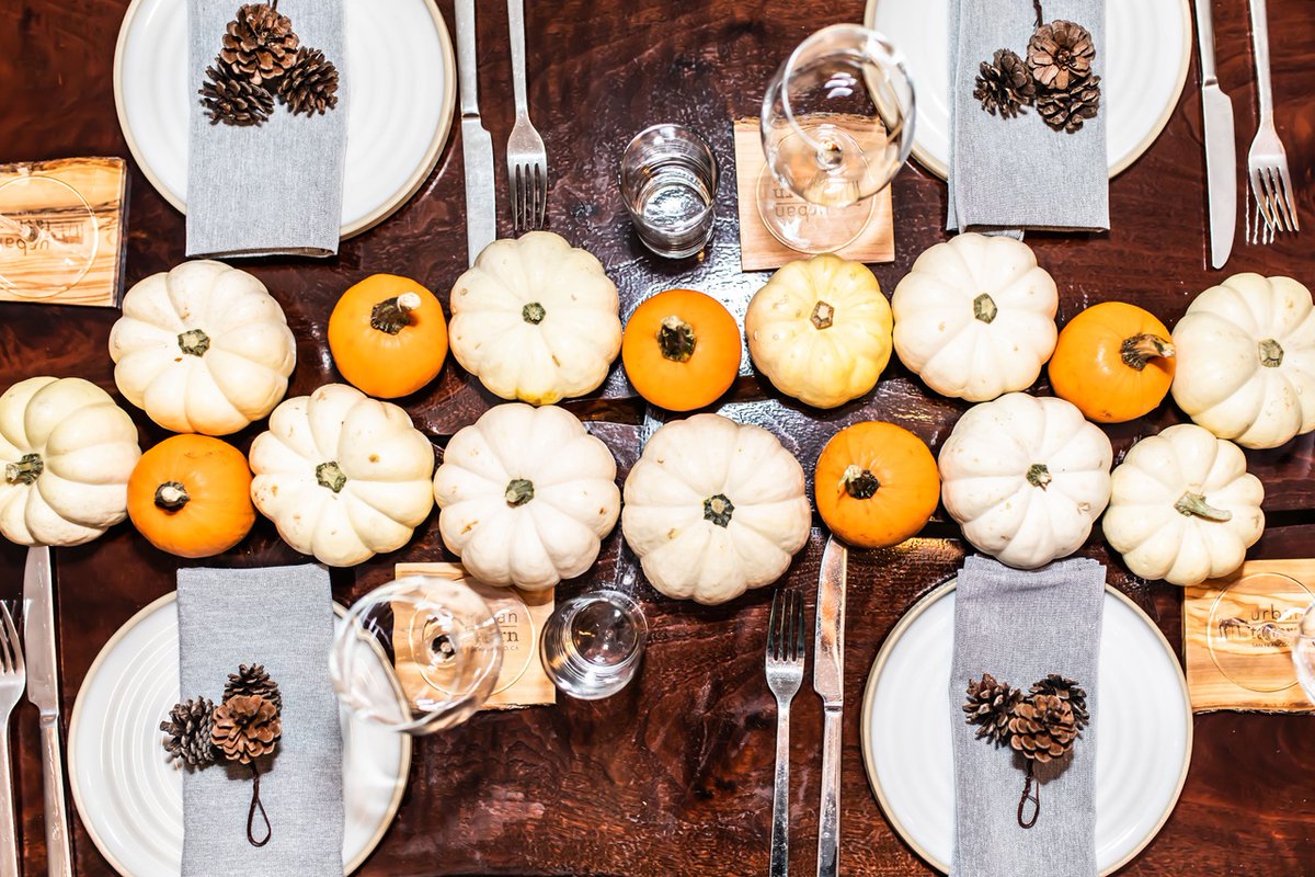 We are setting the table for a special Urban Tavern Thanksgiving dinner! Click the link to book your spot now. #givethanks #thanksgivingdinner urbantavernsf.com/thanksgiving20…