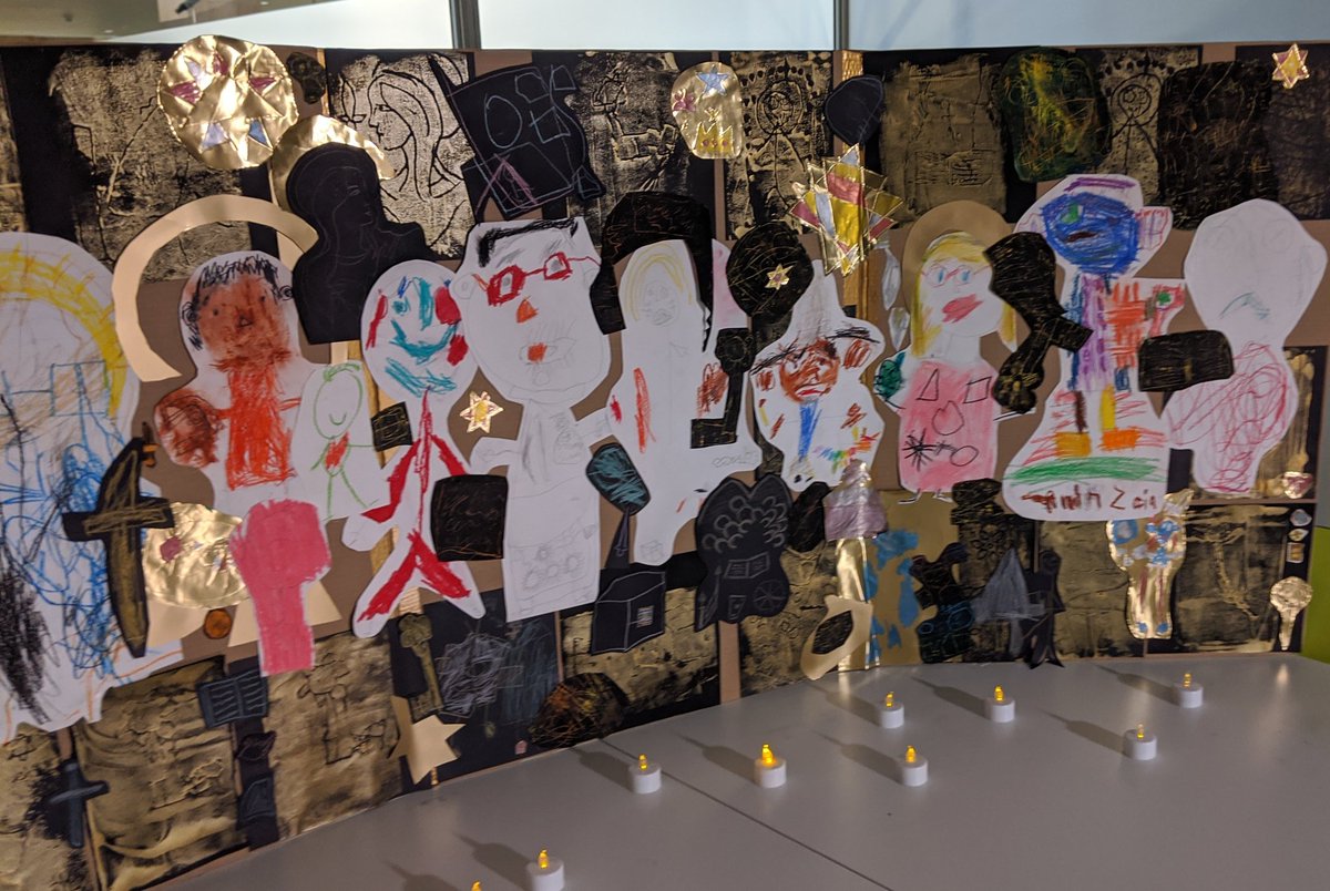 HollyMorrison3's tweet photo. Gorgeous #SEN session reproducing Cione's alterpiece in the @NationalGallery collection last week for @NG_Schools w/ #villageschool #scraffito #printing #embossing #KidsinMuseums https://t.co/3HifANht6N