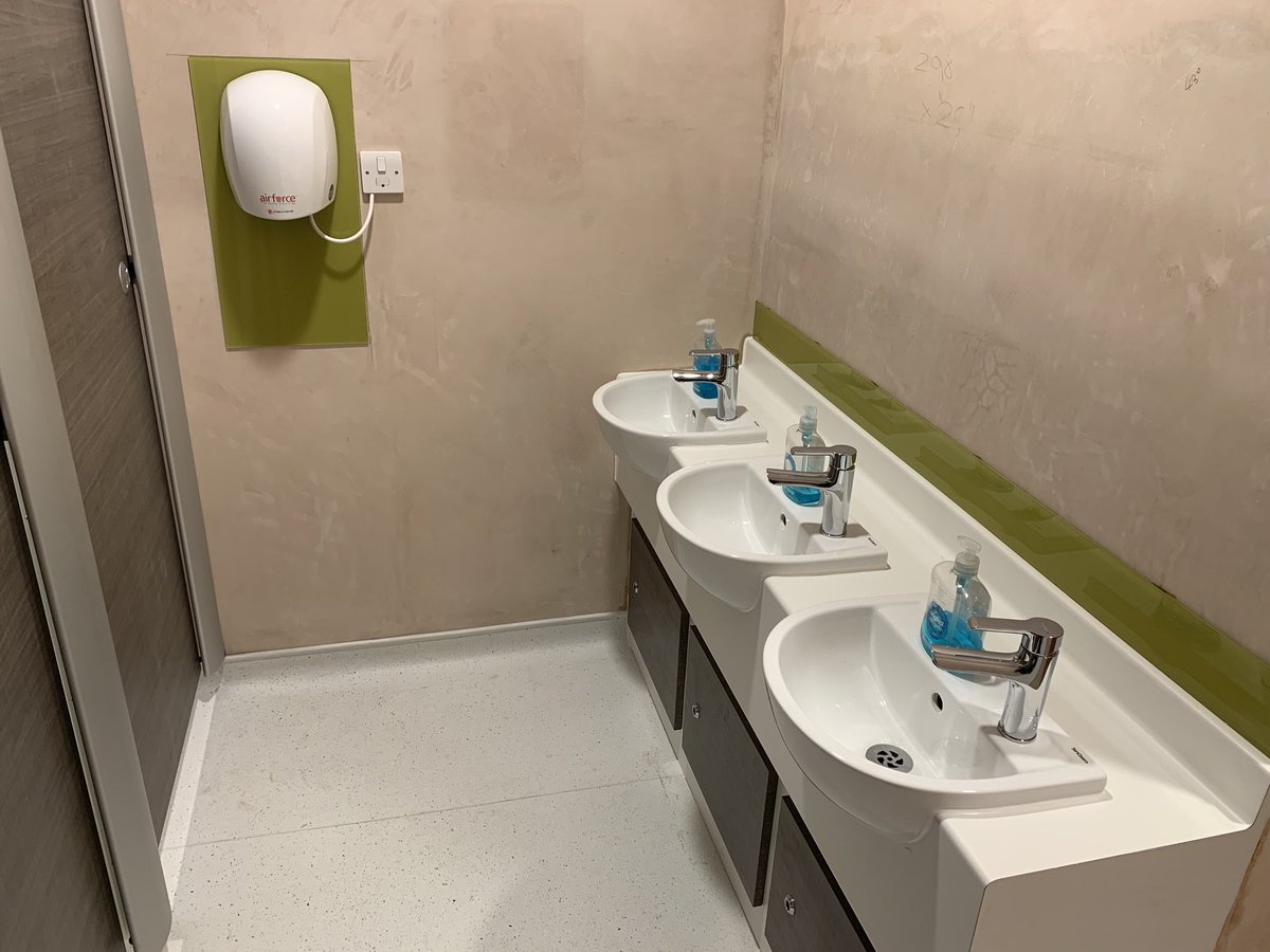 AdvancConstruc1's tweet photo. Female toilets created by @AdvancConstruc1 at Lymm Baptist church #LBC #bathrooms #lymm #Cheshire https://t.co/3yjxfUV778
