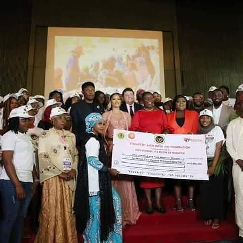 WaymediaA's tweet photo. ABUJA CONCLUSION OF 1,100 WOMEN EMPOWERMENT/TRAINING PROGRAM.
       Closing Ceremony of the 1,100 Women Training &amp; Empowerment Programme by the Elizabeth Jack-Rich Aid Foundation in Collaboration with the NNPC/Belemaoil Joint Venture And Belema Aid Foundation.God bless you MA https://t.co/upwnhIbLnf