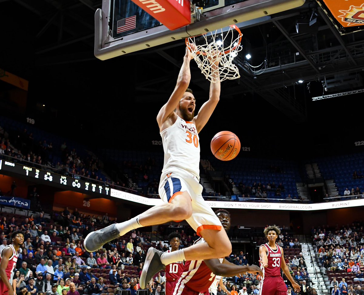 Hoophall's tweet photo. Final:
π @UVAMensHoops 58
π @UMassBasketball 46
πAir Force Reserve Tip-Off Tournament presented by @citi
#HOFTipOff | #NaismithBracket https://t.co/OR17ubTzSV