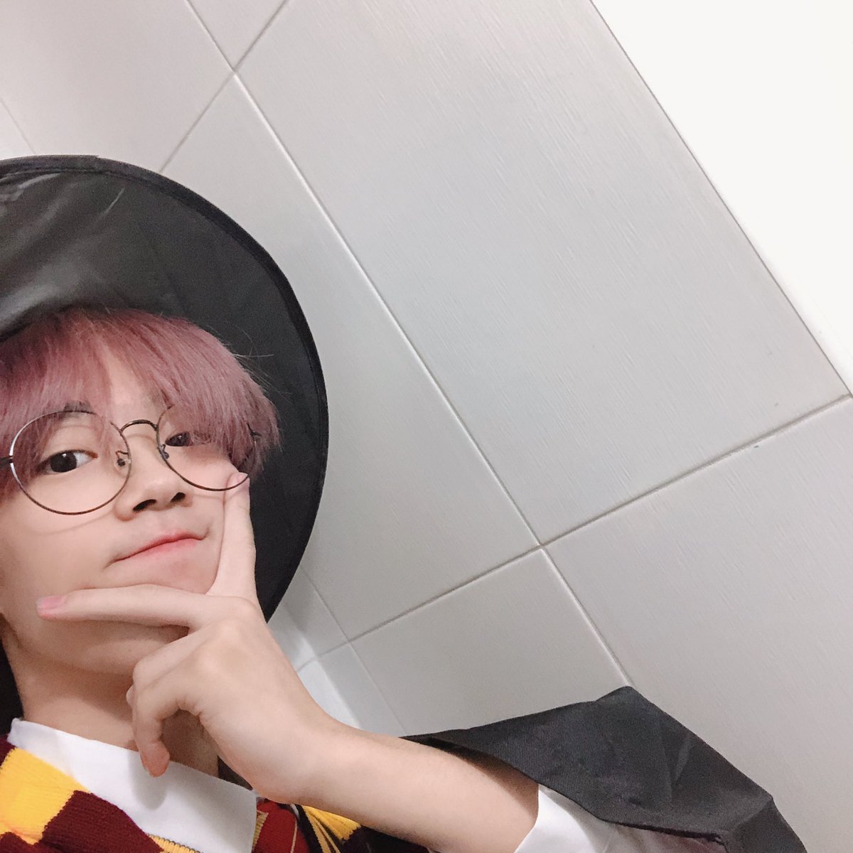 TRCNG_official's tweet photo. #TRCNG #Kangmin 보고싶어요 챔피언 https://t.co/DuhgMmfxSX