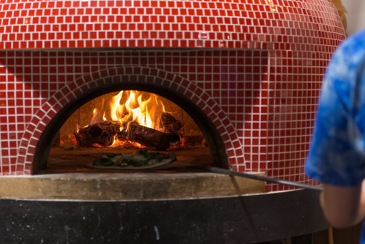 Try some authentic fire oven pizza from Soffritto at Granary Road during the Christmas Market! Check out our events page on Facebook or head to our website for details!🎄

#granaryroad #yyc #christmas #christmasmarket #yycmarkets #calgaryschild #santa #calgaryattractions #loveyyc