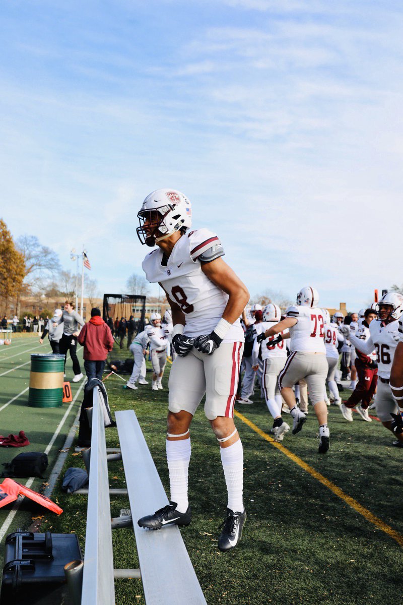DonBoscoIronmen's tweet photo. Back to back fumble recoveries, one for the TD. 7-0, Bosco at the half! Let’s go! https://t.co/flnA4j52S9