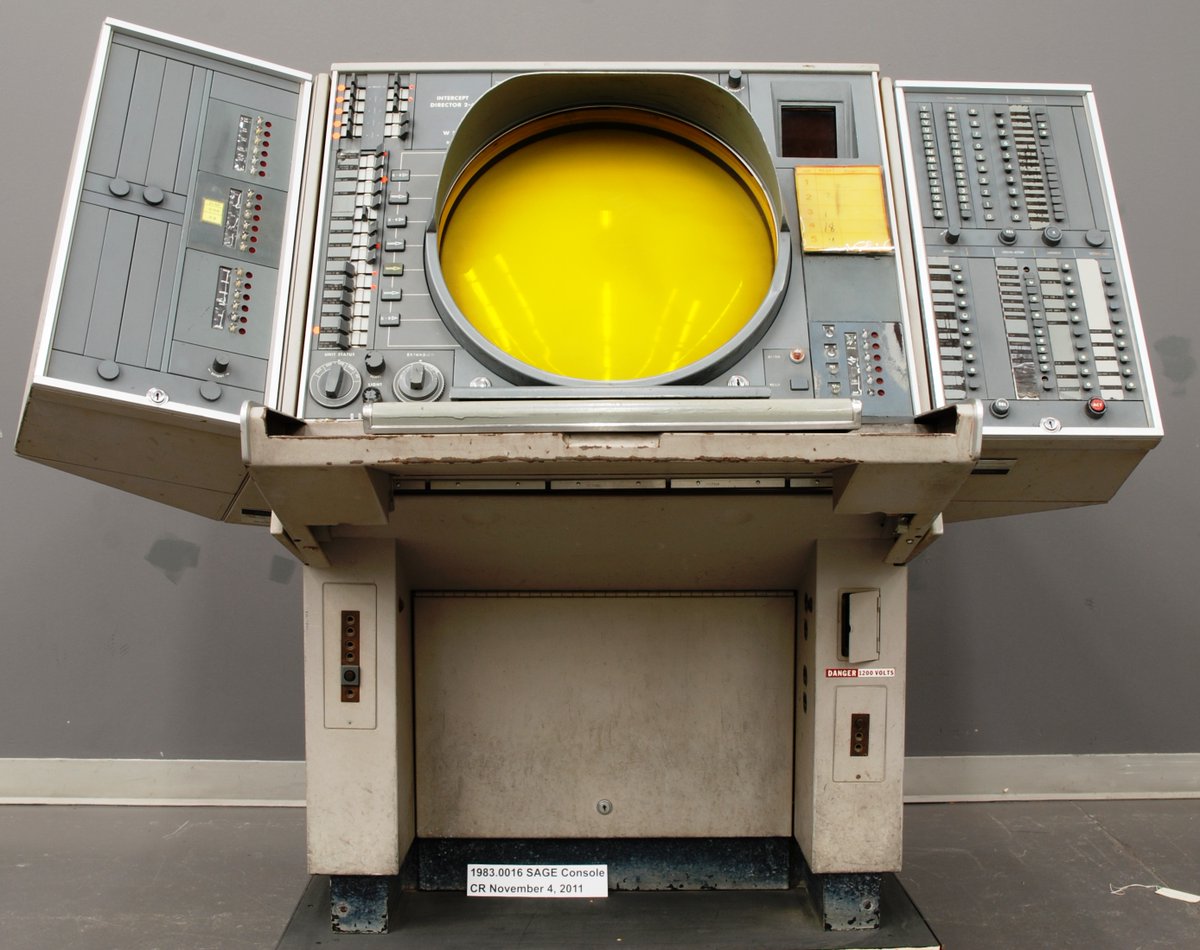 IngeniumCa's tweet photo. Canadian workers used to smoke at their desk. This computer console from 1960 had an ashtray built into it. It was part of the SAGE computer used by NORAD in their bunker at North Bay. #HistoryWeek2019 @CdnHeritage https://t.co/uDxmCaAZe2