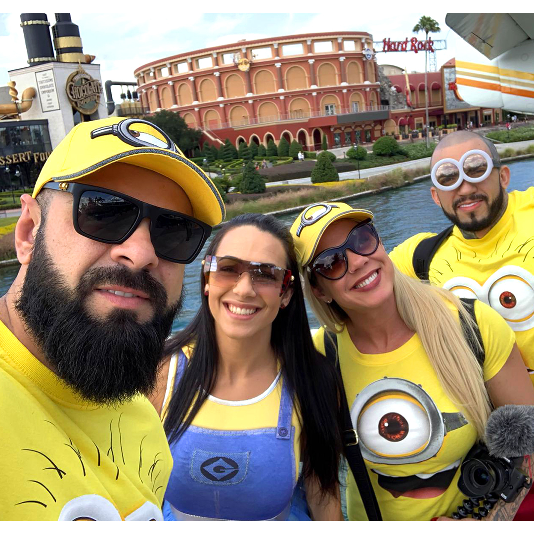 Overallteam's tweet image. O seu corpo pode ser recuperado, sua saúde pode ser recuperada, seus bens podem ser recuperados... Agora o tempo meu amigo... o tempo é irrecuperável.
Então trate de abraçar seus amigos, seus pais, filhos, familiares, passe um tempo com quem você ama.