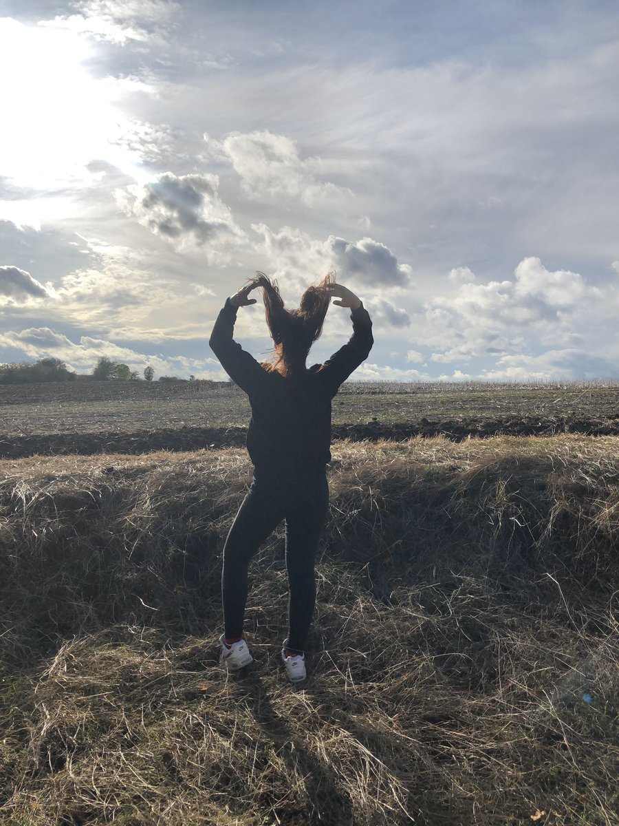 Hey guys🤗
After 1 Week without my phone/social media - I‘m back😇
Hope everyone‘s doing great👌🏻🥰