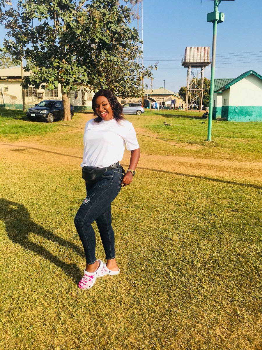 AgbomireG's tweet photo. Am a vibe and i know ..😘😘😘 https://t.co/EbaBPuhAZw