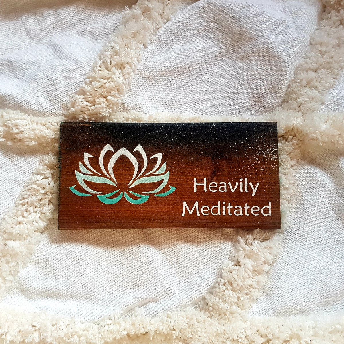 StudioOceana's tweet photo. It's a sign making day at the House of Lemons. 
The girls are busy creating their masterpieces while I make some stuff for the only market I am doing this Christmas.

Heart happy💛💙 #meditate #meditated #yoga #handmade #woodsign #shoplocal #yyj #vancouverisland #naturalhealing https://t.co/cGt1IP2beh