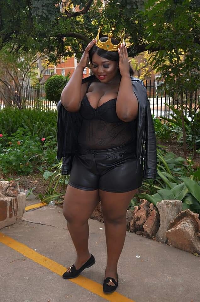 King.
Body, Black Skin and Imperfections appreciation post.
Love the body size you are in. Love yourself. Take care of your skin. You are beautiful.
#Plussize #boldandcurvy #plussizewomen #Plussizelogger #bbbg #curvyandfit #southafricanblogger #bloggerssa #SAPlussize #thick