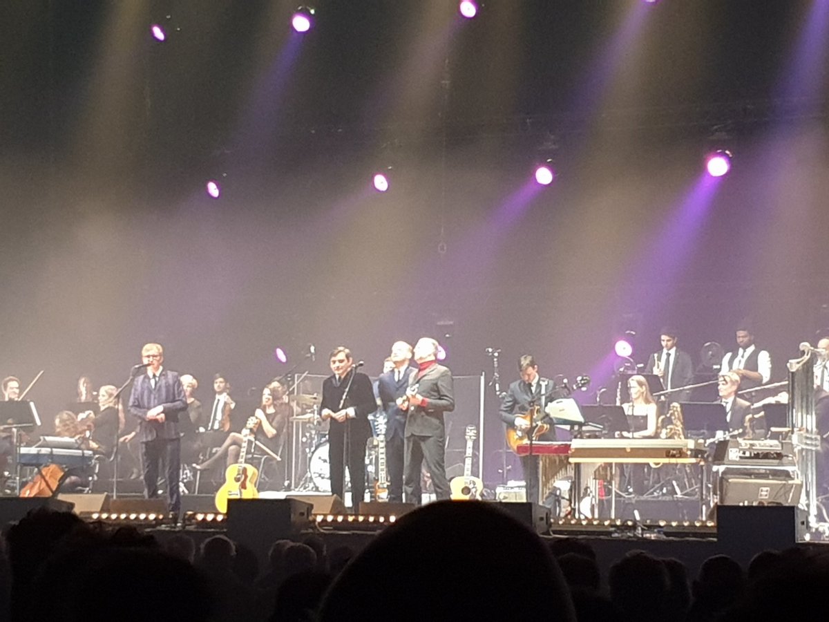 RicoPr73's tweet photo. heerlijk genieten bij #thekik in #ahoy https://t.co/odNzNSU2jX