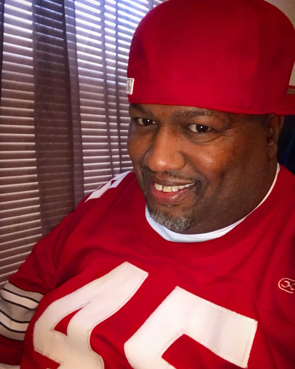 OfficiallyJamo's tweet photo. BUCKEYE BORN AND BRED, BUCKEYE TIL THE DAY I’M DEAD!!!!!!! 🔴⚪️ #Buckeyes #OSU #OhioState #OhioStatevsPennState #PennStateVsOhioState #Columbus #Ohio https://t.co/hGTIxFVuCV