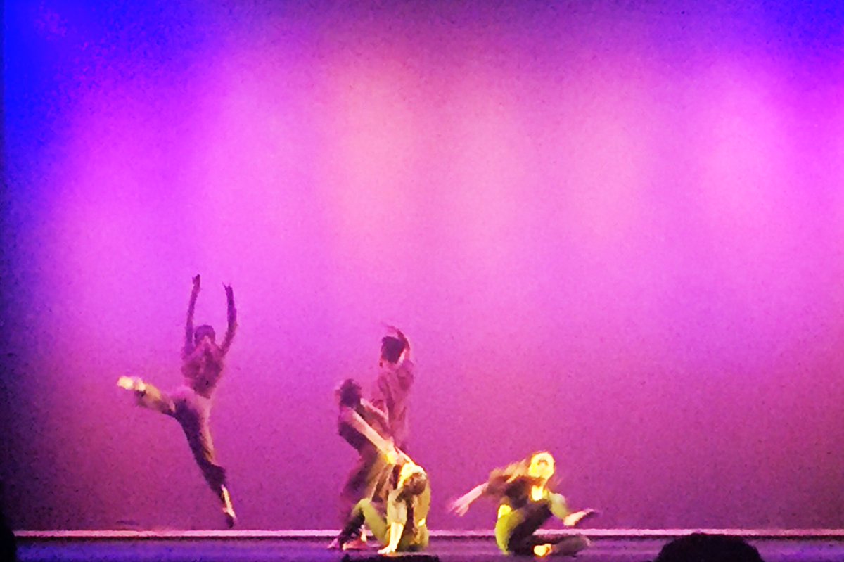 TheCoyoteWay's tweet photo. Amazing performance by Cypress Creek Seniors. @mcilse #highschoolexperience https://t.co/OwFLMgG6zN