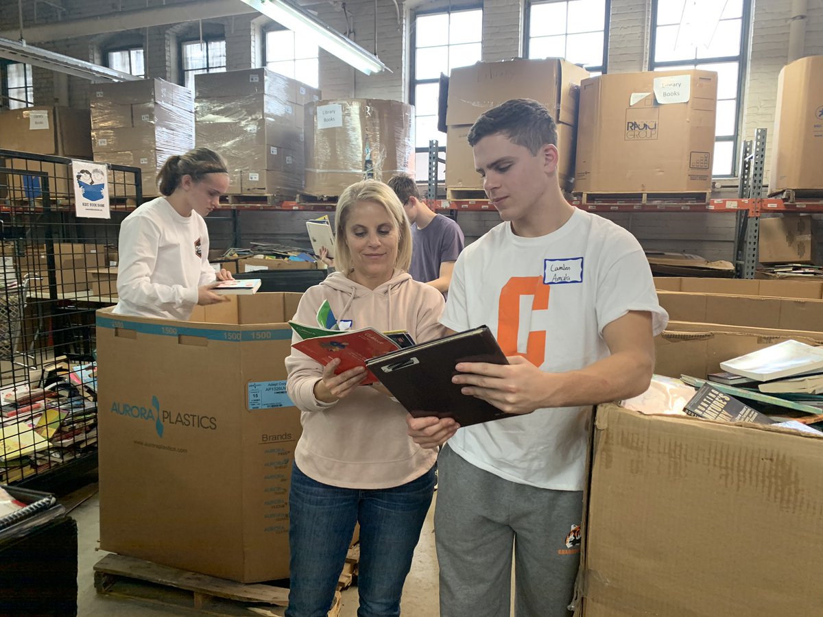 CFEF Student Board (@cfefsb) on Twitter photo CFEF Student Board gives back for the holidays! Special thanks to <a href="/KidsBookBank/">Kids' Book Bank</a> for todayās philanthropy opportunities! #cfevshome #bondingoverbooks CFEF Student Board gives back for the holidays! Special thanks to <a href="/KidsBookBank/">Kids' Book Bank</a> for todayās philanthropy opportunities! #cfevshome #bondingoverbooks