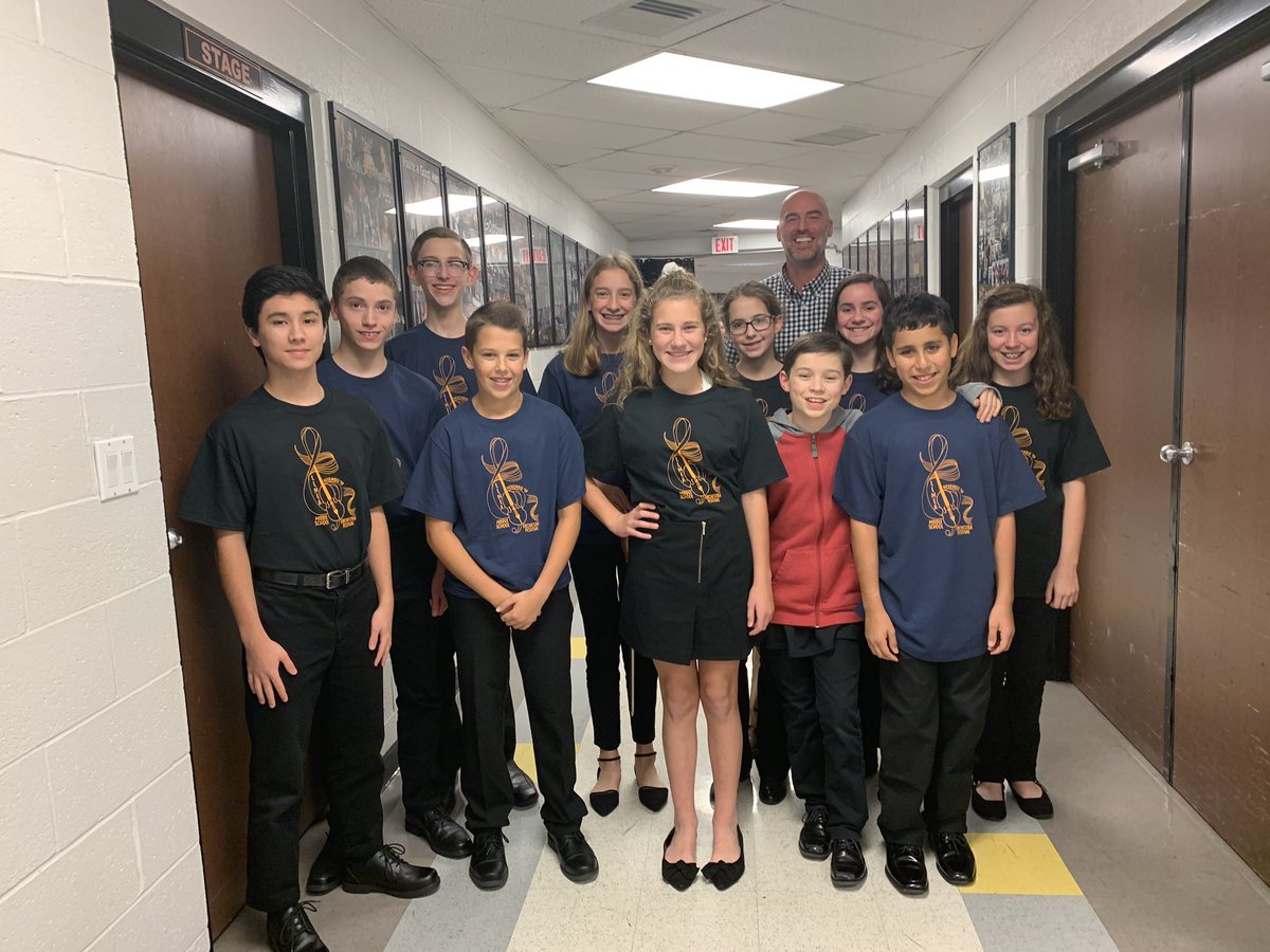 violaman1973's tweet photo. Congrats to Ephrata MS Orchestra participating in LLMEA MS County Orchestra Festival @GoMounts #mountspride https://t.co/JXDiK4CYFw