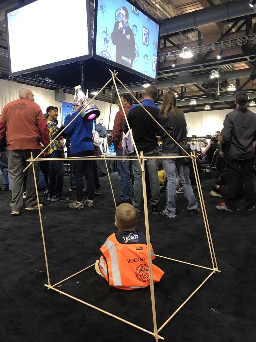 AJBloom2pnt0's tweet image. I’m almost positive that the Big Bad Wolf would be able to blow the house I made down. #makerfaireroc #makergonnamake #NYSCATE19