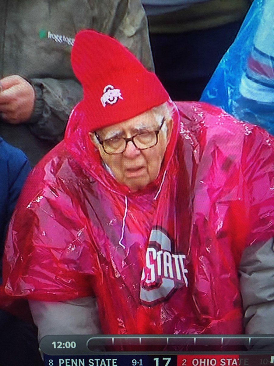 BenHelwig's tweet photo. tfw Fields might be hurt... https://t.co/RM35yhyOC7