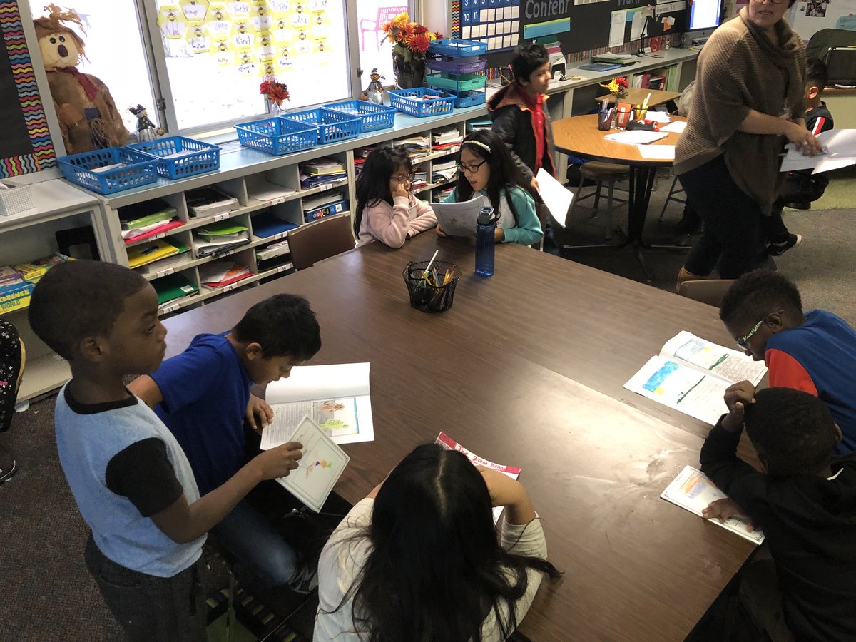Our 1st graders share their pattern books with 3rd graders who helped us type and publish. Thank you Ms. Moheban! #BUCOEImpact <a href="/ButlerCOE/">Butler COE</a>