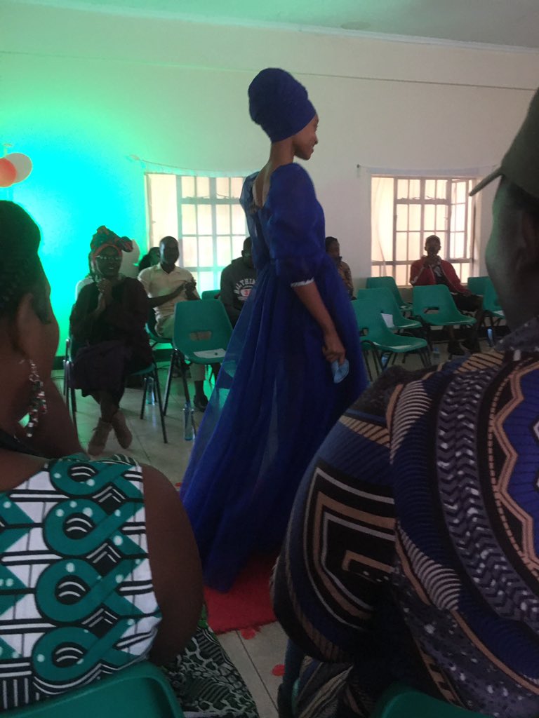 LMiroyo's tweet photo. Always let the passion take the wheel and through that it will make you overcome any challange that comes your way .@afrikeseri  love for headwraps
#FashionIsLife 
#EventsManagement
#classof2020 https://t.co/zg5WrT8yUL