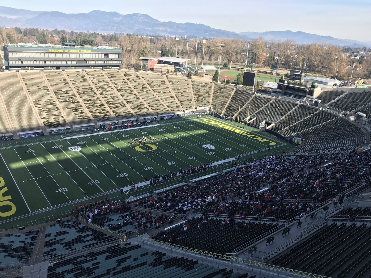 Oregon Gameday tweet media