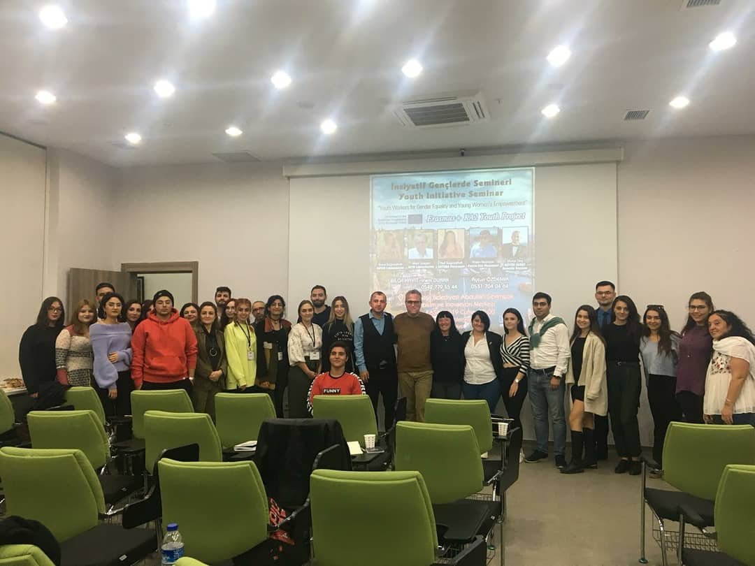 BuyukHedefDrn's tweet photo. AB Brüksel MerkeziAjansı #EACEA tarafından kabul edilen Erasmus+ KA2 projemiz “YouthWorkers for GenderEquality and YoungWomen‘s Empowerment” 10.İnisiyatif Gençlerde Semineri uluslararası olarak 22.11.2019 yapıldı
#BüyükHedeflere #BigTargets #Erasmus #Ertoba #Iapdd #Siyb #YouthMix https://t.co/JGtnsxlRNT