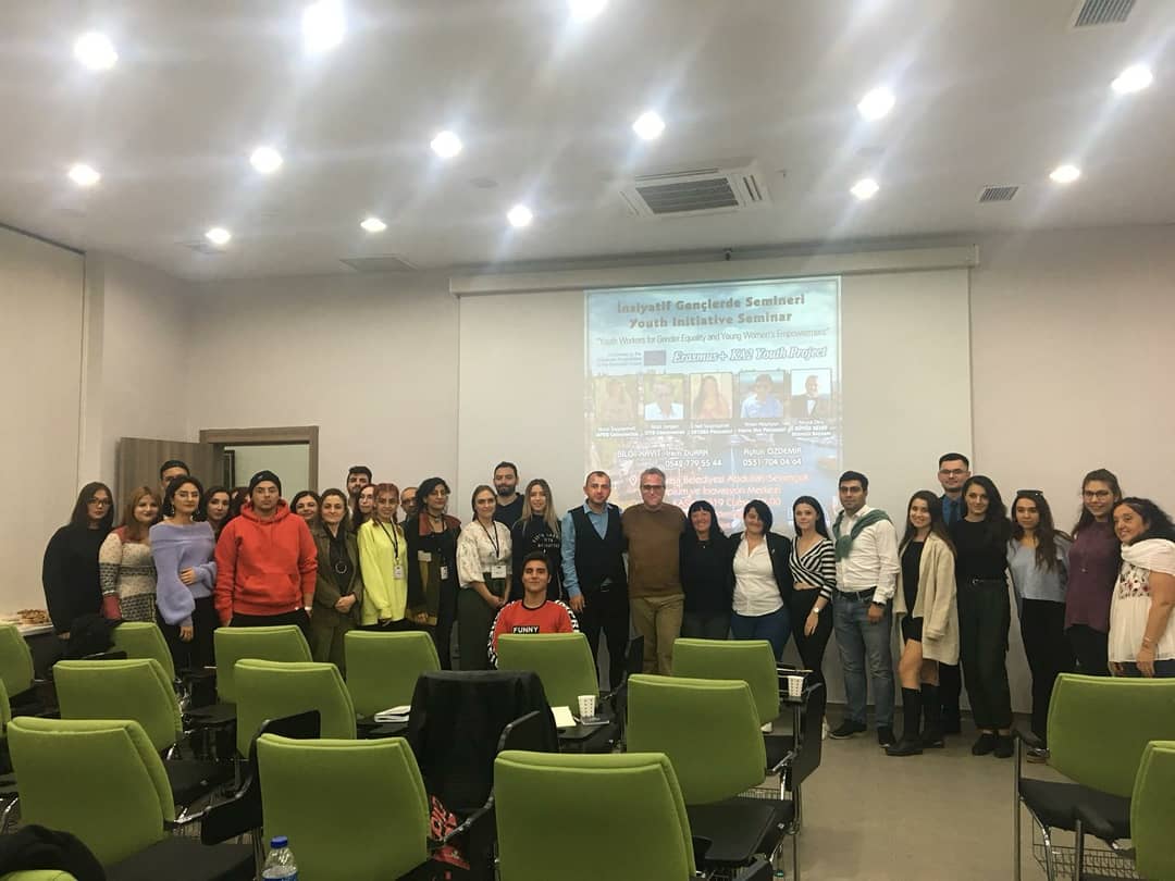 BuyukHedefDrn's tweet photo. AB Brüksel MerkeziAjansı #EACEA tarafından kabul edilen Erasmus+ KA2 projemiz “YouthWorkers for GenderEquality and YoungWomen‘s Empowerment” 10.İnisiyatif Gençlerde Semineri uluslararası olarak 22.11.2019 yapıldı
#BüyükHedeflere #BigTargets #Erasmus #Ertoba #Iapdd #Siyb #YouthMix https://t.co/pGQQUIJ79T
