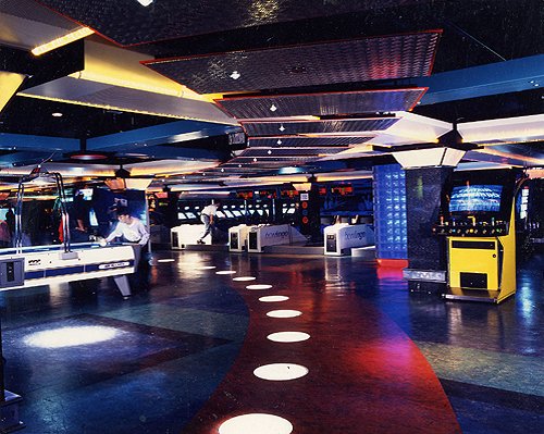 The venue was immediately a massive success. Thus, a second floor expansion and new entrance followed in 1991, known as Laser Bowl. This included mini 'Bowlingo' bowling lanes, and one of the UK's first ticket redemption areas.