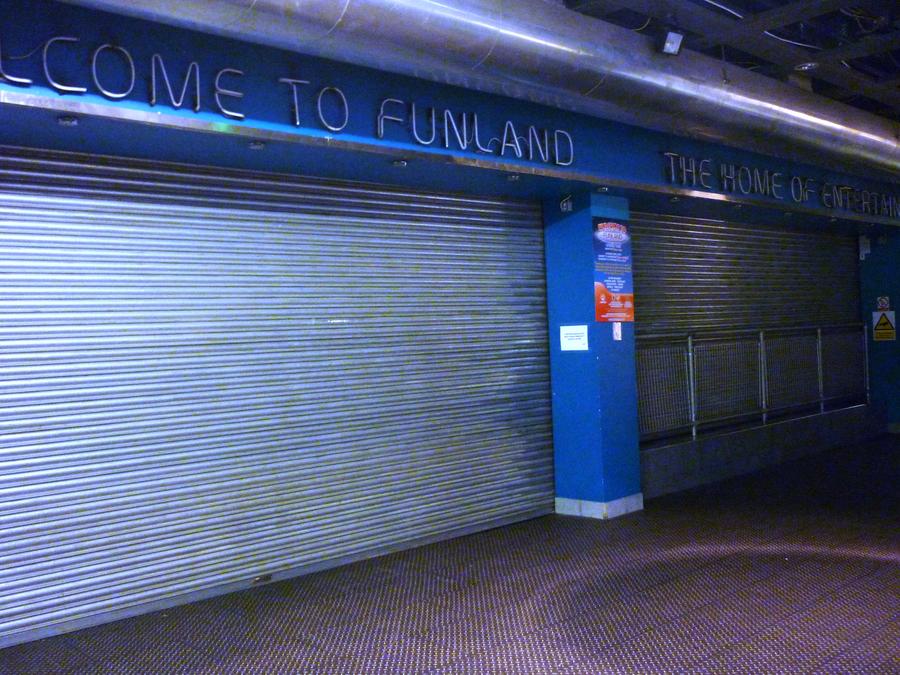 Needless to say, without Funland, the Trocadero felt completely empty immediately- these pictures say it all.